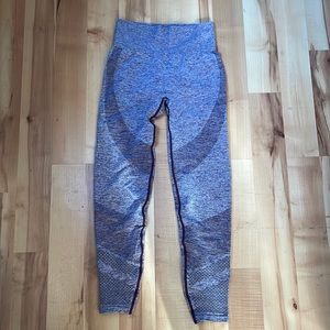 Pink Seamless Purple leggings